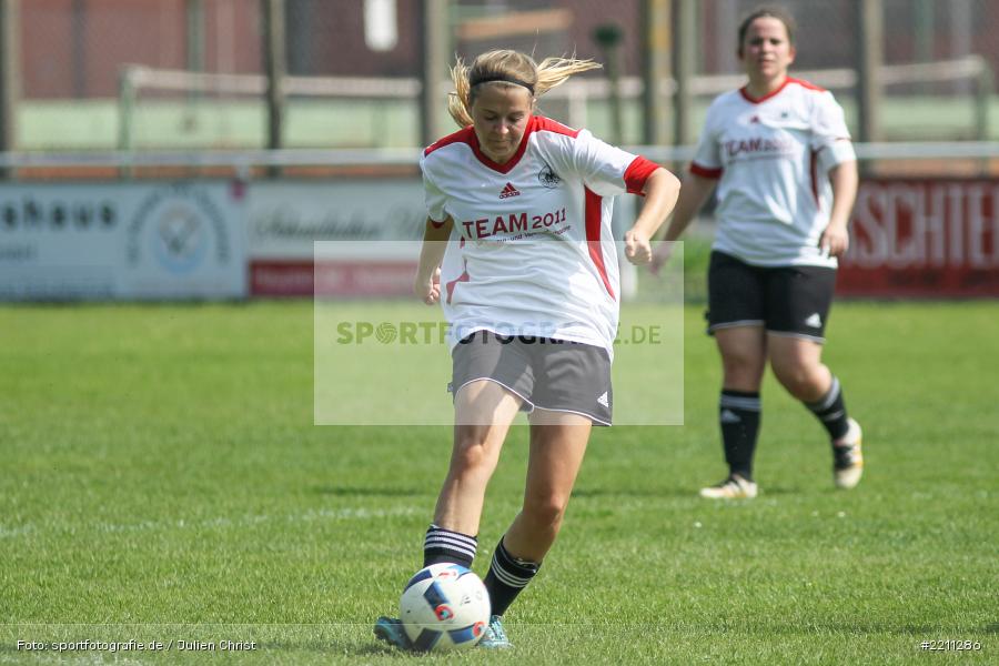 Anne-Kathrin Flederer, 22.04.2018, Kreisliga Frauen, (SG) FC Hammelburg / SpVgg Adelsberg 2, FV Karlstadt - Bild-ID: 2211286 Anne-Kathrin Flederer, 22.04.2018, Kreisliga Frauen, (SG) FC Hammelburg / SpVgg Adelsberg 2, FV Karlstadt - Bild-ID: 2211286