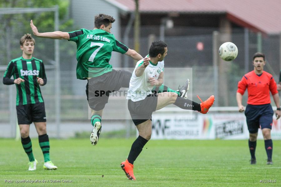 Johan Brahimi, Manuel Schneider, 25.04.2018, Bezirksliga West, TuS 1893 Aschaffenburg-Leider, FV Karlstadt - Bild-ID: 2211424 Johan Brahimi, Manuel Schneider, 25.04.2018, Bezirksliga West, TuS 1893 Aschaffenburg-Leider, FV Karlstadt - Bild-ID: 2211424