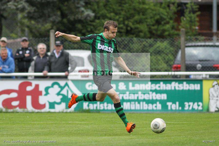 Daniel Meßner, 25.04.2018, Bezirksliga West, TuS 1893 Aschaffenburg-Leider, FV Karlstadt - Bild-ID: 2211437 Daniel Meßner, 25.04.2018, Bezirksliga West, TuS 1893 Aschaffenburg-Leider, FV Karlstadt - Bild-ID: 2211437