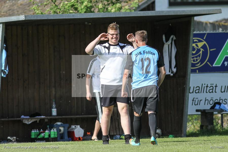 Fabian Nicklaus, Christoph Fischer, 29.04.2018, A-Klasse Würzburg, SV Rodenbach, DJK Fellen - Bild-ID: 2211682