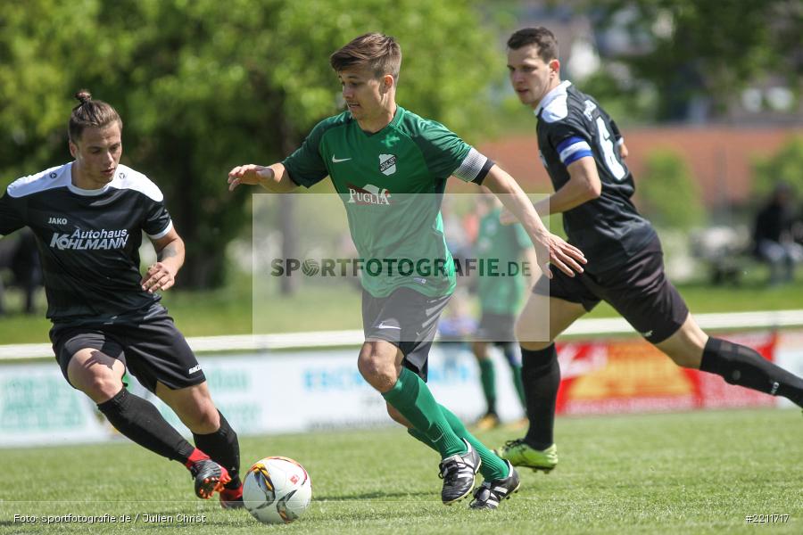 Michael Wolff, Dominik Hehrlein, 01.05.2018, Kreisliga Würzburg, TSV Karlburg II, TSV Retzbach - Bild-ID: 2211717