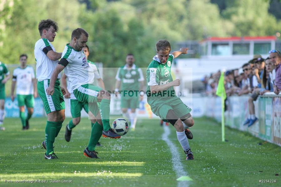 Dominik Bathon, Benjamin Eichelmann, 09.05.2018, Bezirksliga West, TuS Frammersbach, FV Karlstadt - Bild-ID: 2214224 Dominik Bathon, Benjamin Eichelmann, 09.05.2018, Bezirksliga West, TuS Frammersbach, FV Karlstadt - Bild-ID: 2214224