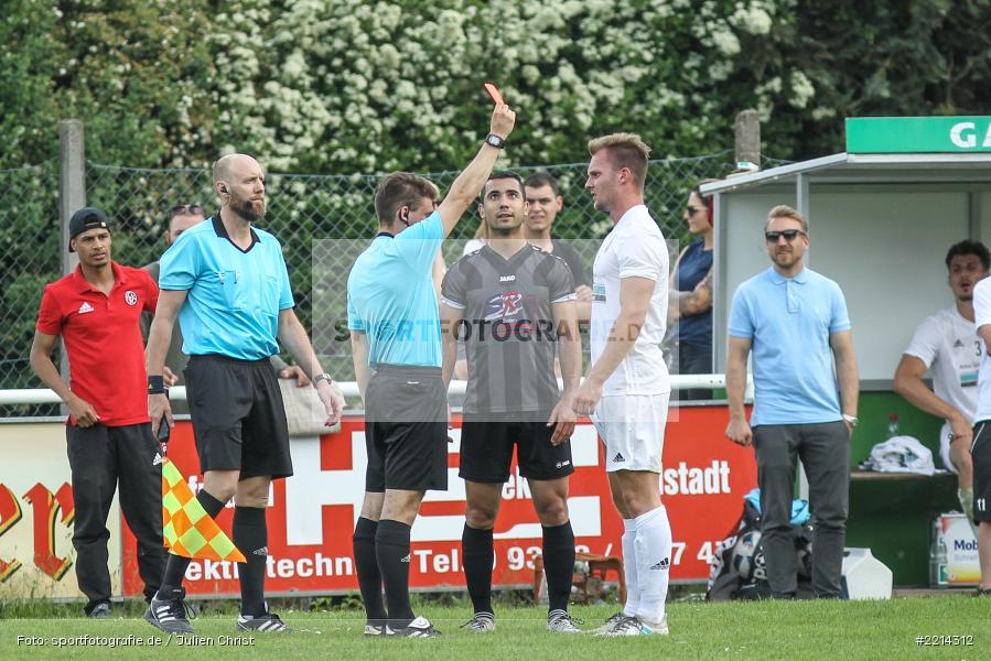 Marvin Heimrich, Fabian Kolaczek, 13.05.2018, Bezirksliga West, Viktoria Kahl, FV Karlstadt - Bild-ID: 2214312