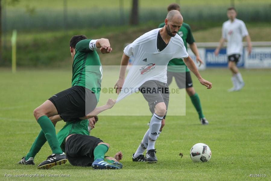 Andreas Köhler, Nicolai Zull, Christoph Meyer, Kreisliga Würzburg, 13.05.2018, SV Germania Erlenbach, TSV Retzbach - Bild-ID: 2214326