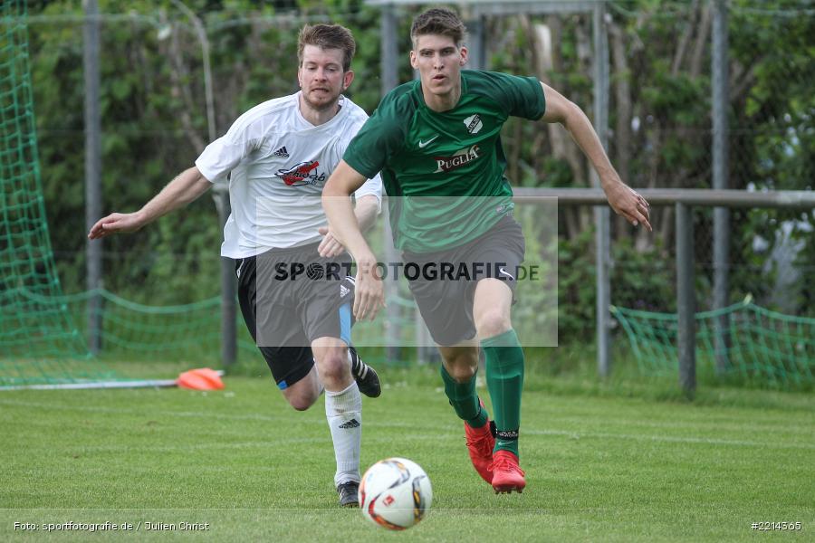 Frederik Köstler, Sebastian Traub, Kreisliga Würzburg, 13.05.2018, SV Germania Erlenbach, TSV Retzbach - Bild-ID: 2214365 Frederik Köstler, Sebastian Traub, Kreisliga Würzburg, 13.05.2018, SV Germania Erlenbach, TSV Retzbach - Bild-ID: 2214365