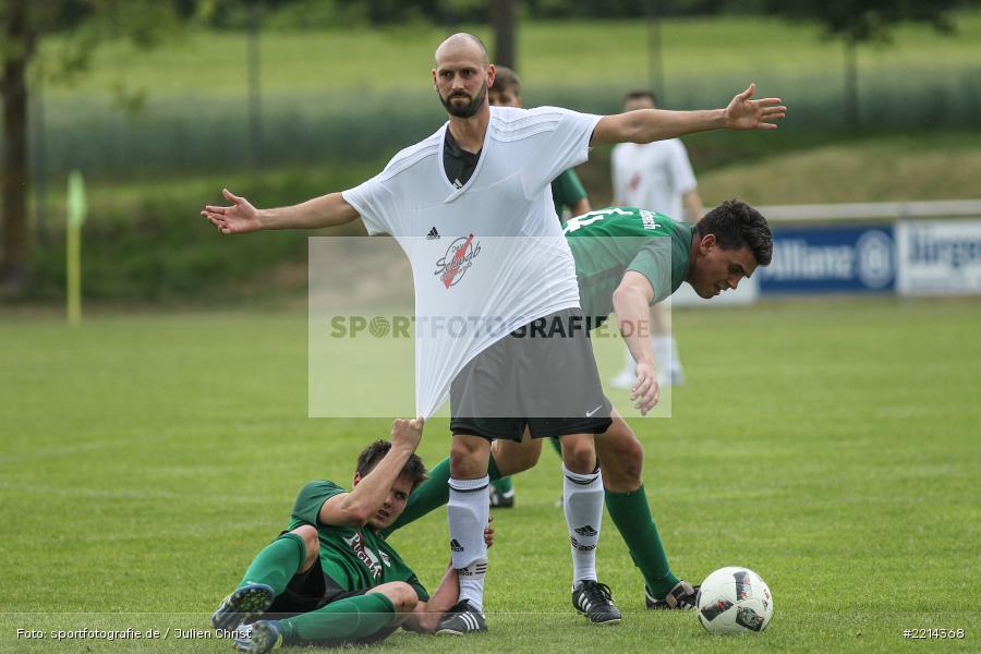 Christoph Meyer, Andreas Köhler, Nicolai Zull, Kreisliga Würzburg, 13.05.2018, SV Germania Erlenbach, TSV Retzbach - Bild-ID: 2214368