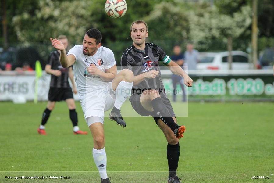 Bastian Schwalbe, Benjamin Eichelmann, 13.05.2018, Bezirksliga West, FC Viktoria Kahl, FV Karlstadt - Bild-ID: 2214460 Bastian Schwalbe, Benjamin Eichelmann, 13.05.2018, Bezirksliga West, FC Viktoria Kahl, FV Karlstadt - Bild-ID: 2214460
