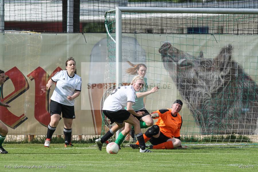 Julia Grebe, Karina Droll, 26.05.2018, Kreisliga Frauen, 1. FC Eibstadt, FV Karlstadt - Bild-ID: 2214775 Julia Grebe, Karina Droll, 26.05.2018, Kreisliga Frauen, 1. FC Eibstadt, FV Karlstadt - Bild-ID: 2214775