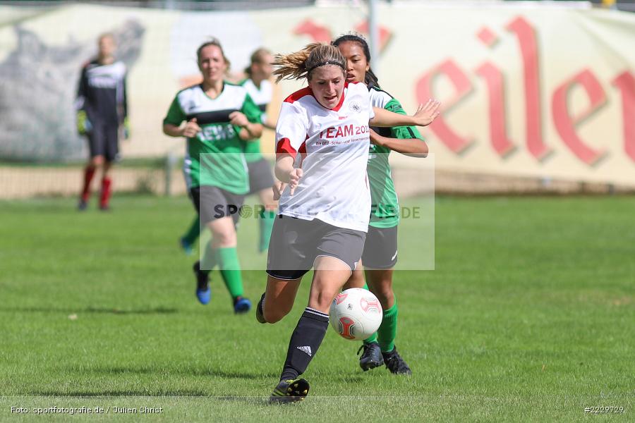 Mananya Changram, Kerstin Reiss, 26.08.2018, Bezirkspokal, SB DJK Würzburg, FV Karlstadt - Bild-ID: 2229729 Mananya Changram, Kerstin Reiss, 26.08.2018, Bezirkspokal, SB DJK Würzburg, FV Karlstadt - Bild-ID: 2229729