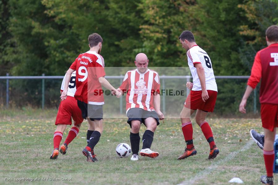 Lukas Imhof, Timo Herget, Michael Weyer, Stefan Braun, 02.09.2018, Kreisklasse Würzburg, FV Langenprozelten/Neuendorf, FC Wiesenfeld-Halsbach - Bild-ID: 2230703 Lukas Imhof, Timo Herget, Michael Weyer, Stefan Braun, 02.09.2018, Kreisklasse Würzburg, FV Langenprozelten/Neuendorf, FC Wiesenfeld-Halsbach - Bild-ID: 2230703