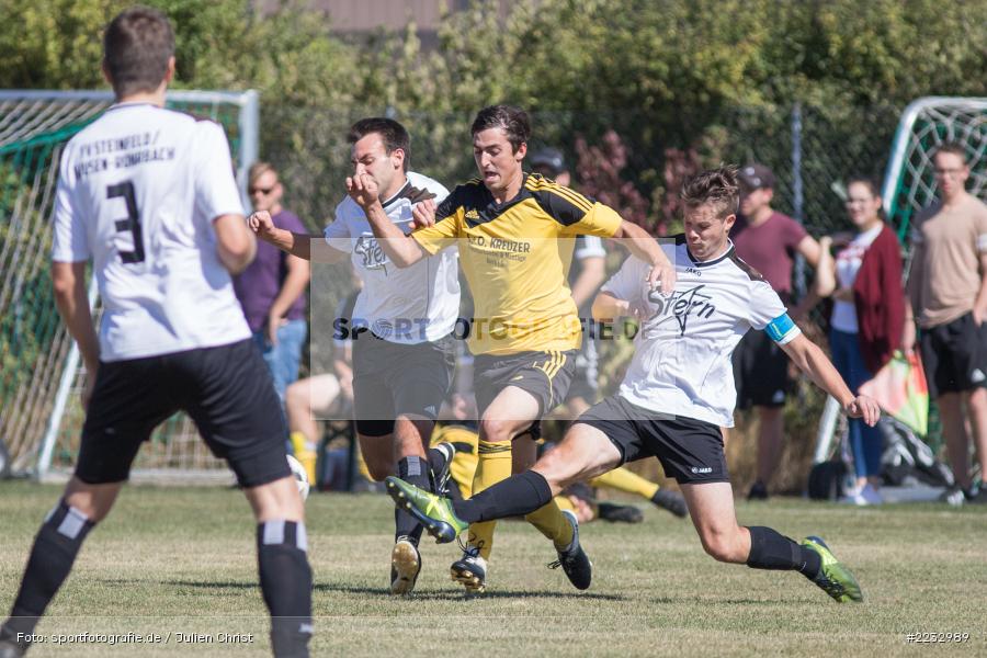 Uwe Ebert, Jonas Nürnberger, Florian Schumm, 16.09.2018, A-Klasse Würzburg, BSC Aura, FV Steinfeld/Hausen-Rohrbach II - Bild-ID: 2232989