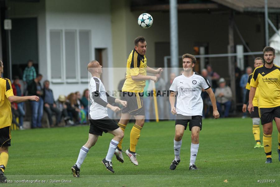 Philipp Fischer, Florian Lutz, Johannes Alsheimer, A-Klasse Würzburg, 23.09.2018, DJK Fellen, BSC Aura - Bild-ID: 2233929