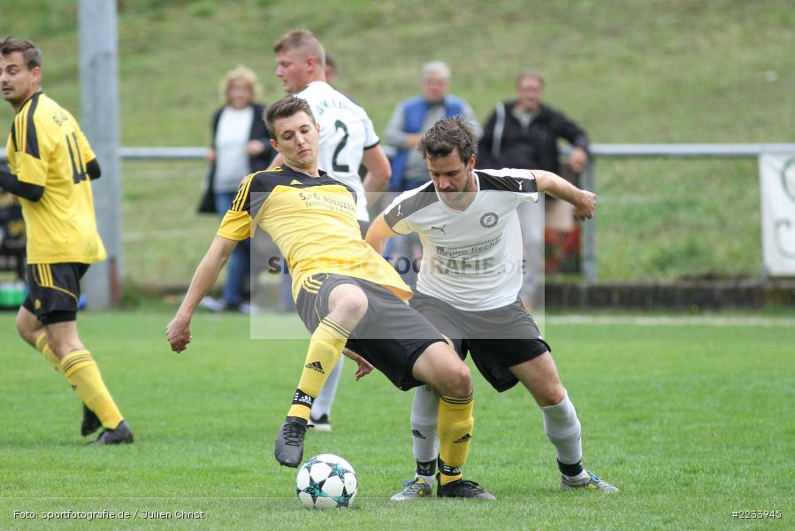 Johannes Fischer, Robin Schindler, A-Klasse Würzburg, 23.09.2018, DJK Fellen, BSC Aura - Bild-ID: 2233945