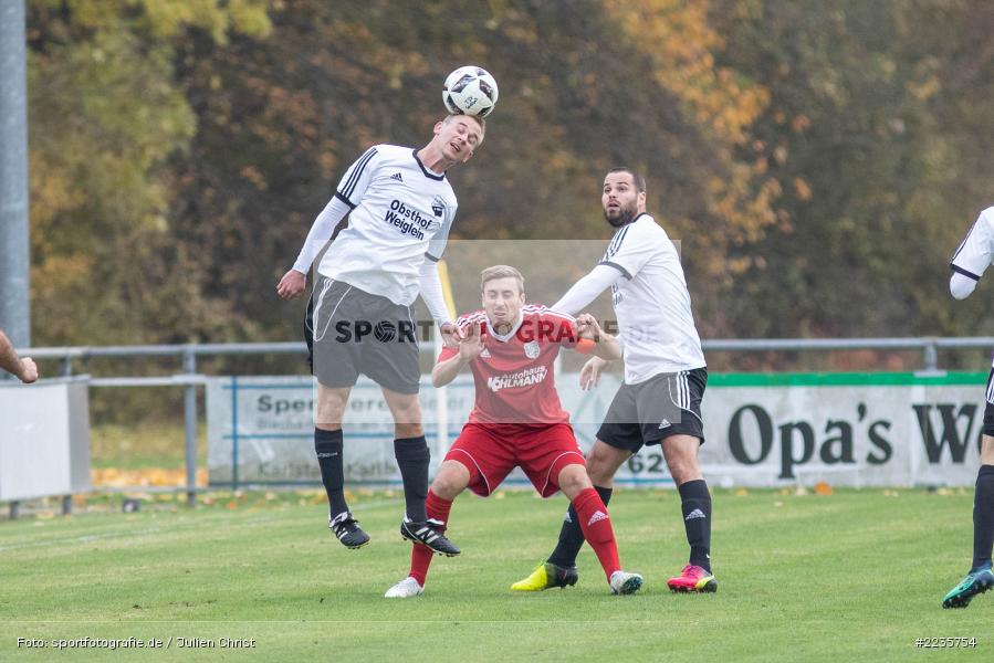 Maximilian Dietrich, Manuel Römlein, 10.11.2018, Landesliga Nordwest, 1. FC Geesdorf, TSV Karlburg - Bild-ID: 2235754