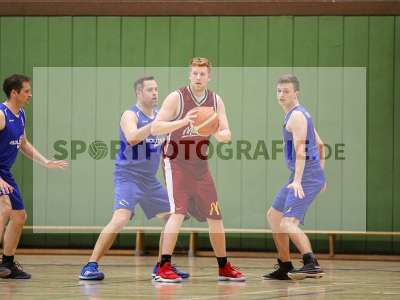 Fotos von TSV Karlstadt - DJK Schweinfurt 2 auf sportfotografie.de