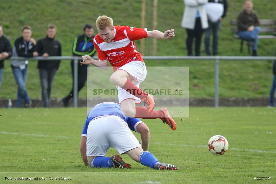 Martin Koberstein, Christian Schopf, 31.03.2019, B-Klasse Würzburg, TSV Wolfsmünster, FV Wernfeld/Adelsberg II - Bild-ID: 2237559