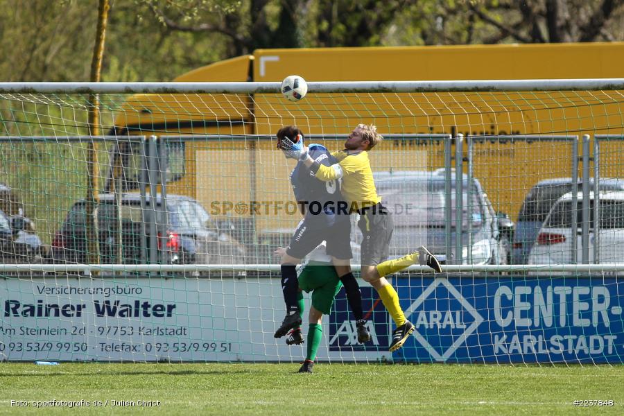 Simon Landsfried, Kai Belz, Kai Schlessmann, 07.04.2019, Bezirksliga West, TSV Üttingen, FV Karlstadt - Bild-ID: 2237848 Simon Landsfried, Kai Belz, Kai Schlessmann, 07.04.2019, Bezirksliga West, TSV Üttingen, FV Karlstadt - Bild-ID: 2237848