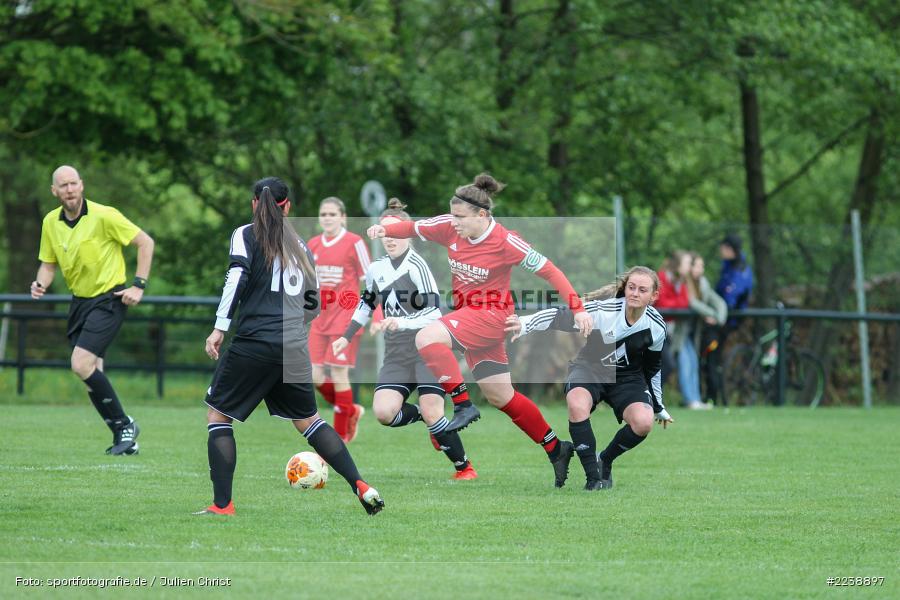Jule Kohl, Tamara Loukas, Laura Rosenberger, 04.05.2019, Landesliga Nord, SV Leerstetten, FC Karsbach - Bild-ID: 2238897