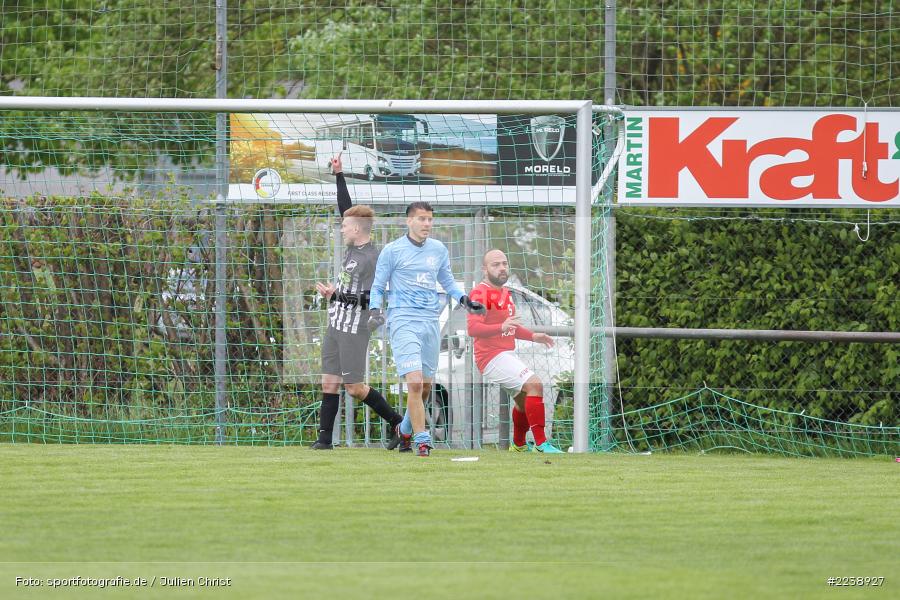Tim Bergmann, Philipp Gößwein, Piero Marchese, Bezirksliga Ufr. West, 05.05.2019, SV Vatan Spor Aschaffenburg, TSV Retzbach - Bild-ID: 2238927