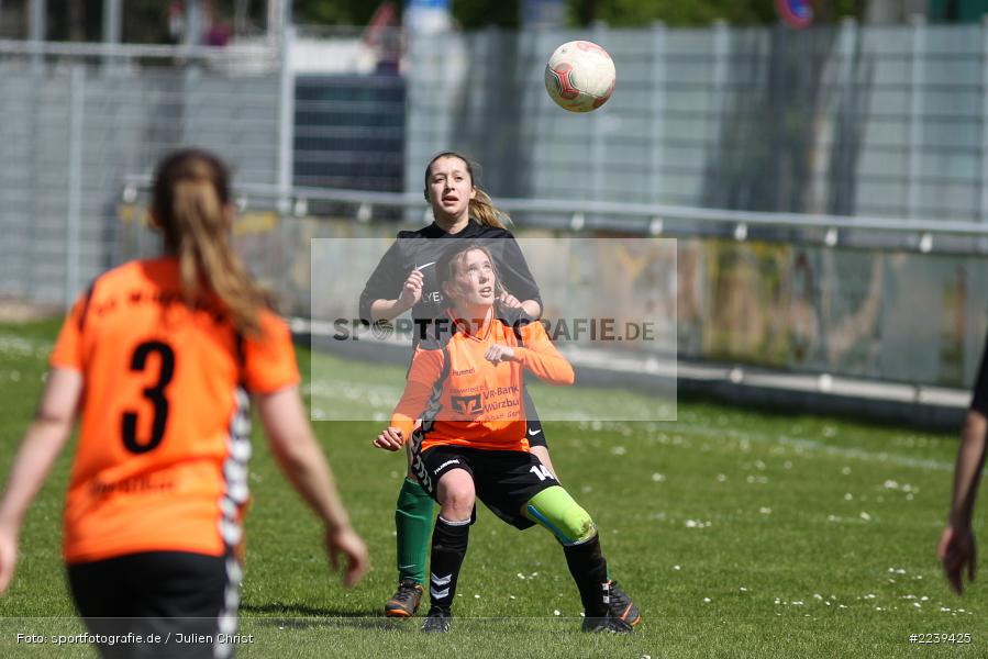 Louisa Schenk, Rebekka Zwing, 12.05.2019, Bezirksliga Frauen 01, SC Würzburg Heuchelhof 3, FV Karlstadt - Bild-ID: 2239425 Louisa Schenk, Rebekka Zwing, 12.05.2019, Bezirksliga Frauen 01, SC Würzburg Heuchelhof 3, FV Karlstadt - Bild-ID: 2239425