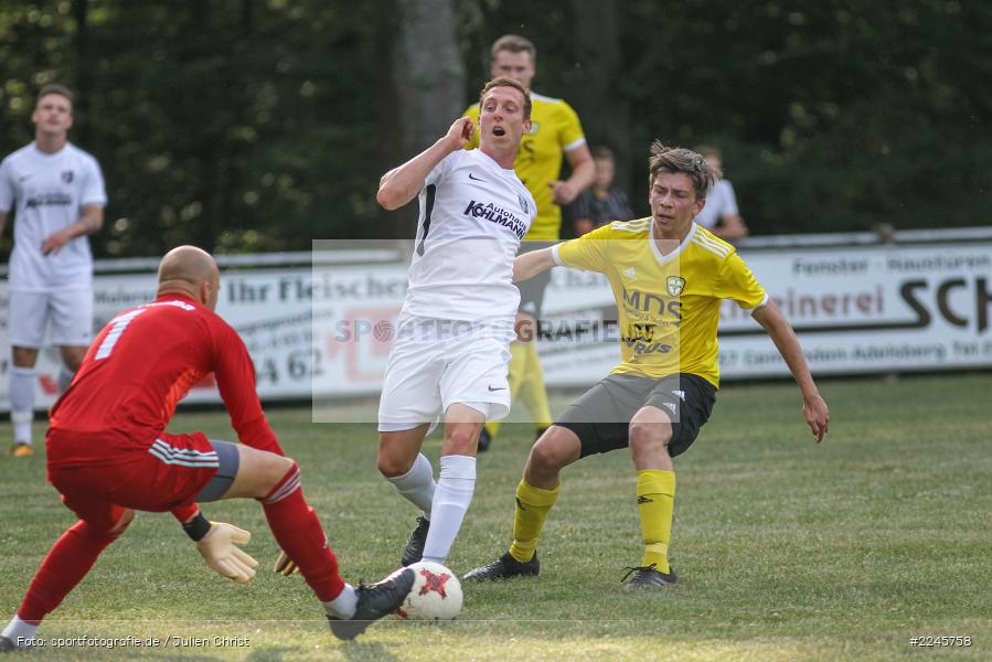Daniel Neder, Lukas Graser, Sebastian Fries, Sportfest Adelsberg, 07.07.2019, Landesfreundschaftsspiele, FC Thulba, TSV Karlburg - Bild-ID: 2245758