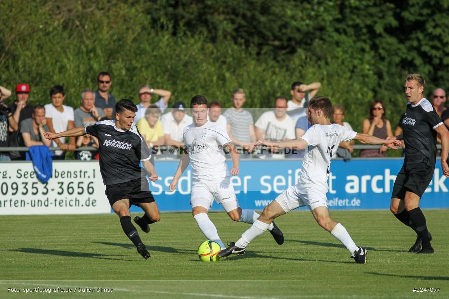 Dennie Michel, Erik Schnell Kretschmer, Jan Wabnitz, 17.07.2019, Bayernliga Nord, Würzburger FV, TSV Karlburg - Bild-ID: 2247097