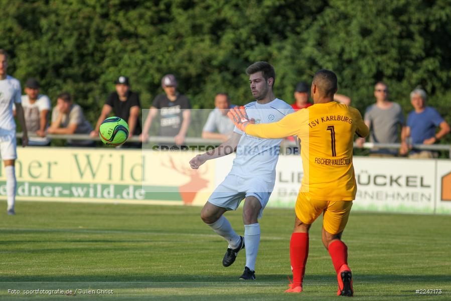 Marvin Fischer-Vallecilla, Erik Schnell Kretschmer, 17.07.2019, Bayernliga Nord, Würzburger FV, TSV Karlburg - Bild-ID: 2247173 Marvin Fischer-Vallecilla, Erik Schnell Kretschmer, 17.07.2019, Bayernliga Nord, Würzburger FV, TSV Karlburg - Bild-ID: 2247173
