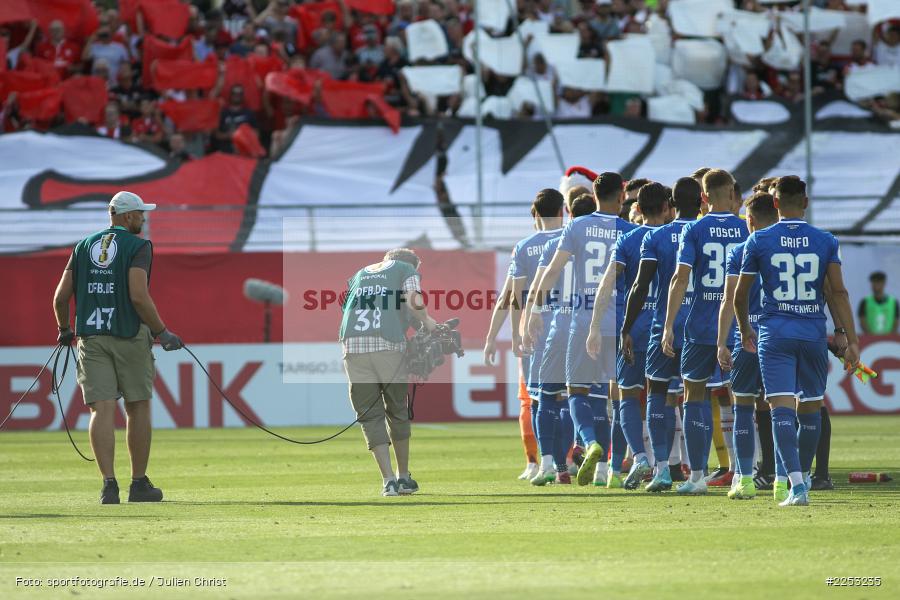 DFB Übertragung, Dallenberg, FLYERALARM Arena, Saison 2019/2020, Runde 1, DFB Pokal, TSG 1899 Hoffenheim, FC Würzburger Kickers - Bild-ID: 2253235