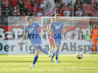 Fotos von FC Würzburger Kickers - TSG 1899 Hoffenheim auf sportfotografie.de