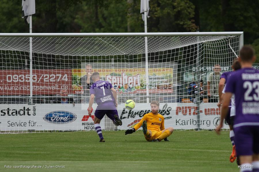 Armend Elshani, Rene Kohlhepp, 20.08.2019, Toto-Pokal, FC Eintracht Bamberg 2010, TSV Karlburg - Bild-ID: 2254981