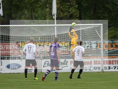 Fotos von TSV Karlburg - FC Eintracht Bamberg 2010 auf sportfotografie.de