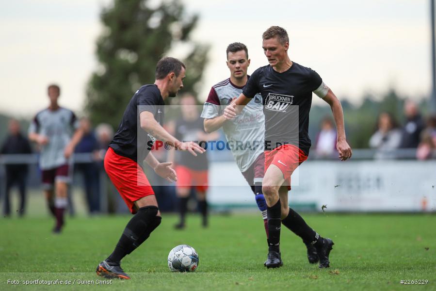 Tim Strohmenger, Thilo Schreier, Kreisliga Würzburg, 29.09.2019, SV Birkenfeld, FV Gemünden/Seifriedsburg - Bild-ID: 2263229 Tim Strohmenger, Thilo Schreier, Kreisliga Würzburg, 29.09.2019, SV Birkenfeld, FV Gemünden/Seifriedsburg - Bild-ID: 2263229