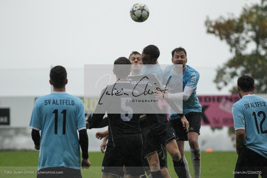 Simon Martin, Christopher Gebert, Tobias Wießmann, 06.10.2019, Kreisliga Würzburg, FV 05 Helmstadt, SV Altfeld - Bild-ID: 2266210