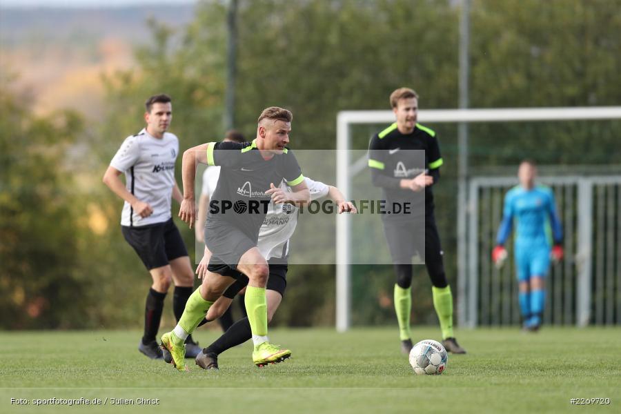 Luis Kohlmann, Szymon Dynia, 09.11.2019, Kreisliga Würzburg Gr. 2, TSV Karlburg II, FC Wiesenfeld-Halsbach - Bild-ID: 2269720