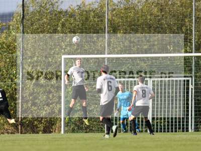 Fotos von FC Wiesenfeld-Halsbach - TSV Karlburg II auf sportfotografie.de