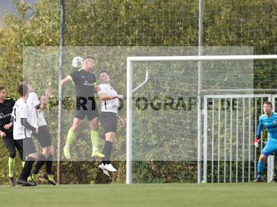 Fotos von FC Wiesenfeld-Halsbach - TSV Karlburg II auf sportfotografie.de