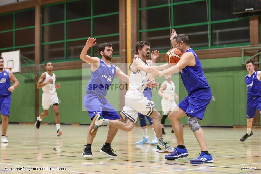 Ricardo Münch, Andre Maier, Maurizio Menini, 23.11.2019, Basketball Bezirksoberliga, SV Oberdürrbach, TSV Karlstadt - Bild-ID: 2270747
