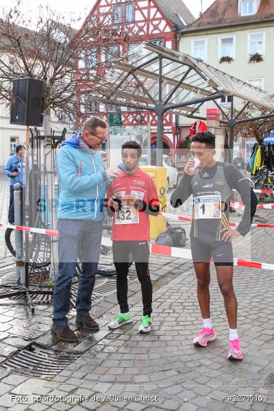 Filimon Habtemikael, Essayas Hadush, Günther Felbinger, 11.01.2020, LG Main-Spessart, LG Karlstadt, 30. Staustufenlauf Karlstadt - Bild-ID: 2271516 Filimon Habtemikael, Essayas Hadush, Günther Felbinger, 11.01.2020, LG Main-Spessart, LG Karlstadt, 30. Staustufenlauf Karlstadt - Bild-ID: 2271516