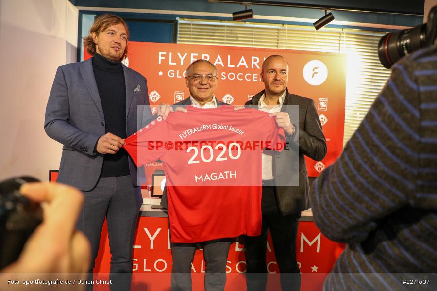 Daniel Sauer, Thorsten Fischer, Felix Magath, 20.01.2020, FLYERALARM Würzburg, Pressekonferenz FLYERALARM Global Soccer - Bild-ID: 2271607 Daniel Sauer, Thorsten Fischer, Felix Magath, 20.01.2020, FLYERALARM Würzburg, Pressekonferenz FLYERALARM Global Soccer - Bild-ID: 2271607