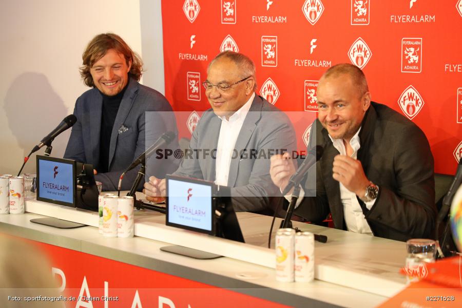 Daniel Sauer, Thorsten Fischer, Felix Magath, 20.01.2020, FLYERALARM Würzburg, Pressekonferenz FLYERALARM Global Soccer - Bild-ID: 2271628