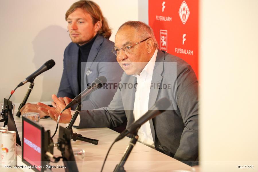 Daniel Sauer, Felix Magath, 20.01.2020, FLYERALARM Würzburg, Pressekonferenz FLYERALARM Global Soccer - Bild-ID: 2271652