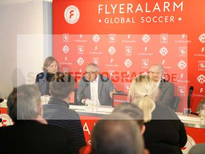 Fotos von Vorstellung FLYERALARM Global Soccer auf sportfotografie.de