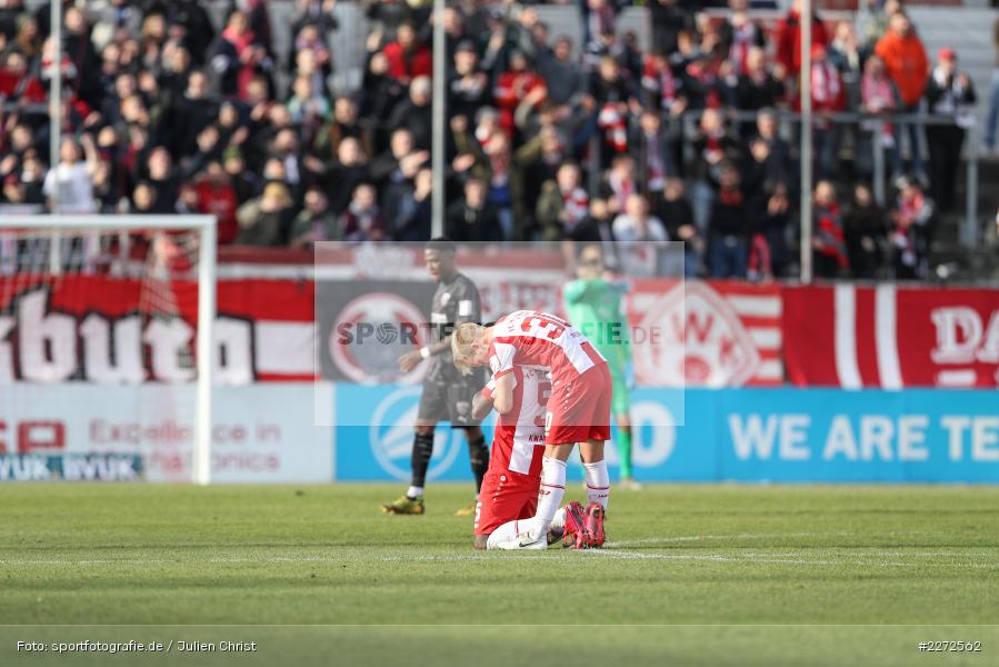 Simon Rhein, Leroy Kwadwo, Soccer, Fussball, DFB, Würzburg, FLYERALARM Arena, 09.02.2020, 3. Liga, FC Ingolstadt 04, FC Würzburger Kickers - Bild-ID: 2272562 Simon Rhein, Leroy Kwadwo, Soccer, Fussball, DFB, Würzburg, FLYERALARM Arena, 09.02.2020, 3. Liga, FC Ingolstadt 04, FC Würzburger Kickers - Bild-ID: 2272562