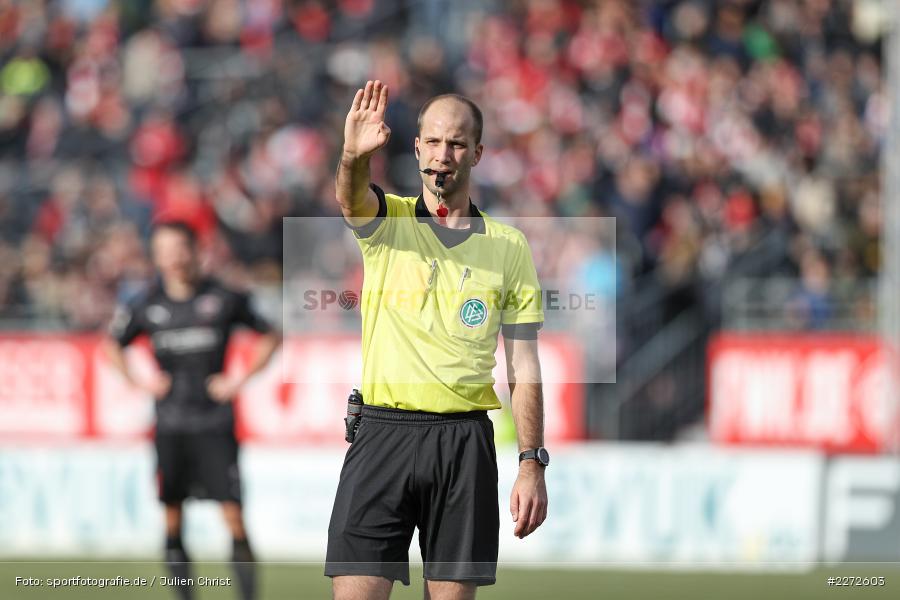 Schiedsrichter, Franz Bokop, Soccer, Fussball, DFB, Würzburg, FLYERALARM Arena, 09.02.2020, 3. Liga, FC Ingolstadt 04, FC Würzburger Kickers - Bild-ID: 2272603