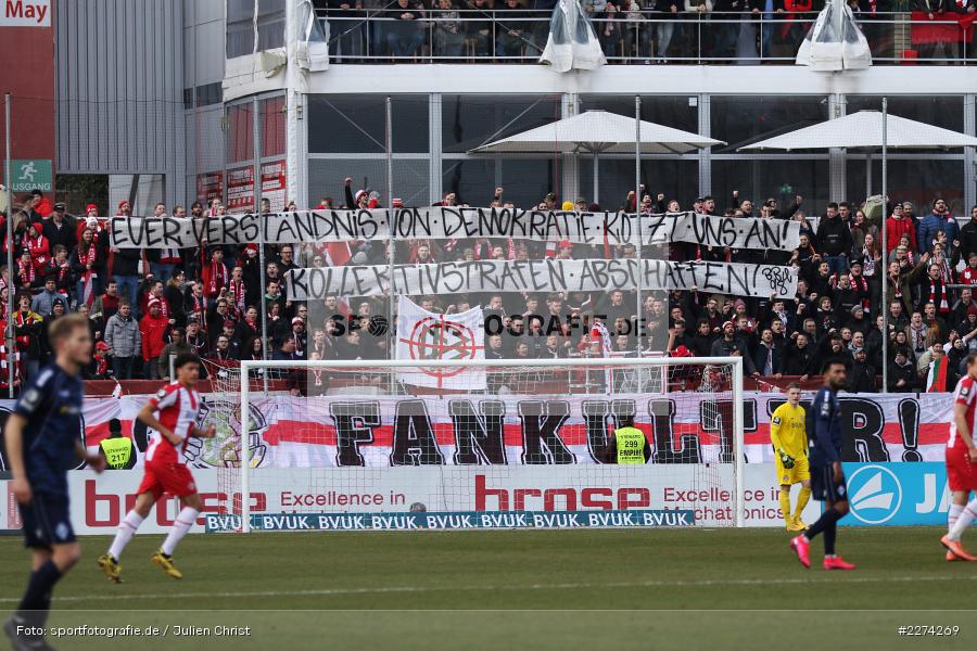 Kollektivstrafen, Transparent, FLYERALARM Arena, Würzburg, 07.03.2020, DFB, sport, action, Fussball, 3. Liga, SV Waldhof Mannheim, FC Würzburger Kickers - Bild-ID: 2274269
