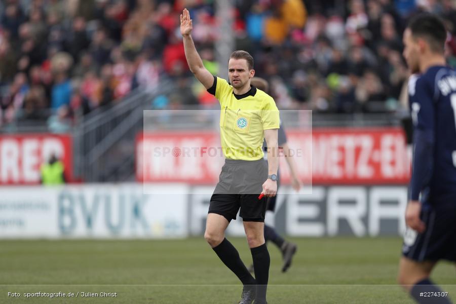 Schiedsrichter, Patrick Schwengers, FLYERALARM Arena, Würzburg, 07.03.2020, DFB, sport, action, Fussball, 3. Liga, SV Waldhof Mannheim, FC Würzburger Kickers - Bild-ID: 2274307