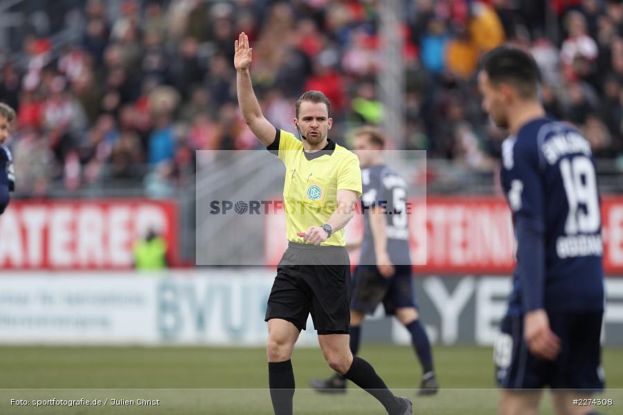 Schiedsrichter, Patrick Schwengers, FLYERALARM Arena, Würzburg, 07.03.2020, DFB, sport, action, Fussball, 3. Liga, SV Waldhof Mannheim, FC Würzburger Kickers - Bild-ID: 2274308 Schiedsrichter, Patrick Schwengers, FLYERALARM Arena, Würzburg, 07.03.2020, DFB, sport, action, Fussball, 3. Liga, SV Waldhof Mannheim, FC Würzburger Kickers - Bild-ID: 2274308
