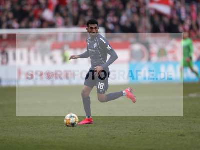 Fotos von FC Würzburger Kickers - SV Waldhof Mannheim auf sportfotografie.de