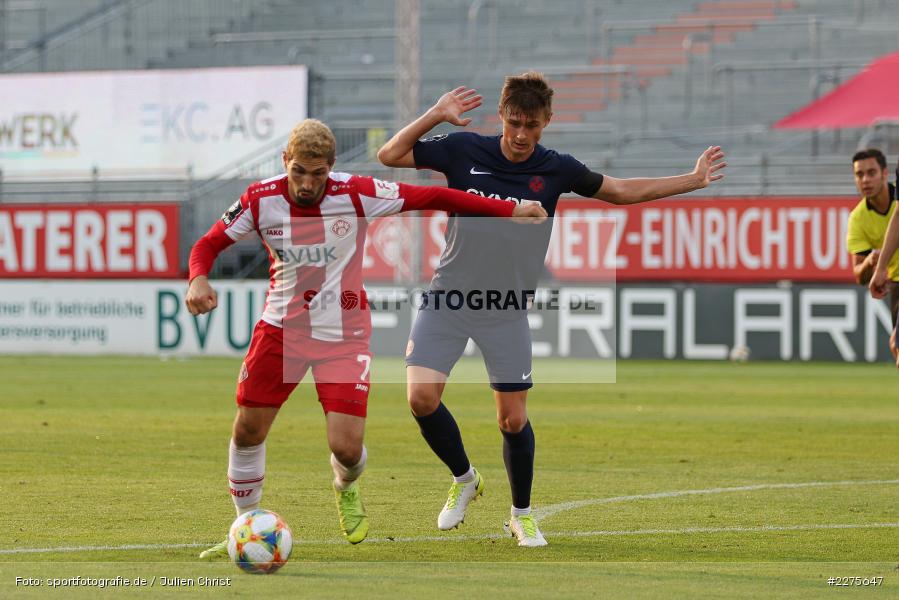 Fabio Kaufmann, Carlo Sickinger, FLYERALARM Arena, Würzburg, 16.06.2020, DFB, sport, action, Fussball, Juni 2020, 3. Liga, 1. FC Kaiserslautern, FC Würzburger Kickers - Bild-ID: 2275647