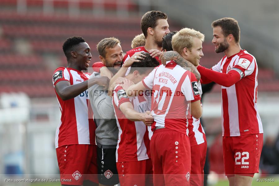 Frank Ronstadt, Simon Rhein, Michael Schiele, Patrick Sontheimer, FLYERALARM Arena, Würzburg, 16.06.2020, DFB, sport, action, Fussball, Juni 2020, 3. Liga, 1. FC Kaiserslautern, FC Würzburger Kickers - Bild-ID: 2275654